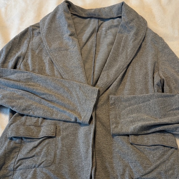 Women's Casual Gray Blazer Jacket - Picture 2 of 7